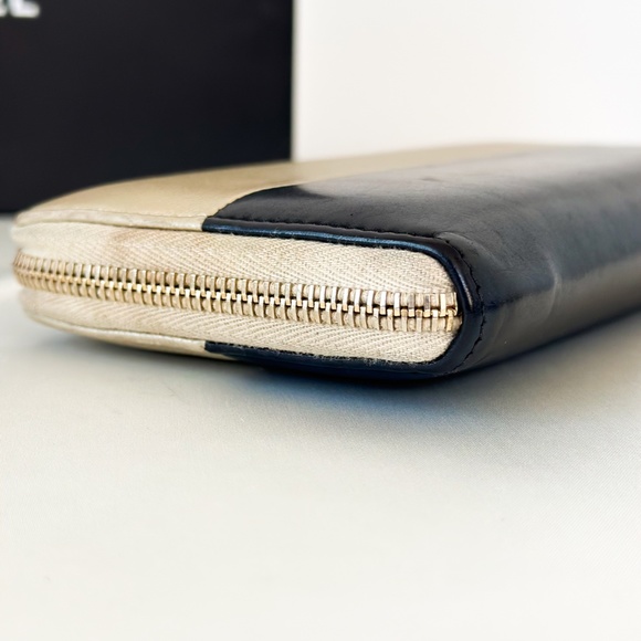 Chanel Zip Leather Wallet - Picture 9 of 16
